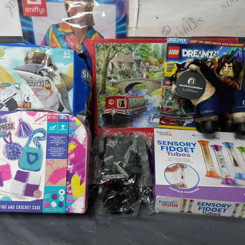 LARGE QUANTITY OF ASSORTED TOYS AND GAMES TO INCLUDE - HAND2MIND SENSORY FIDGET TUBES - LEGO DREAMZ MAGAZINE - SHARK PIRATE GAME - ETC