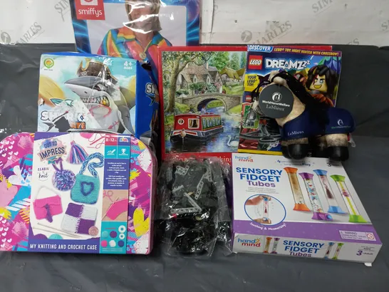 LARGE QUANTITY OF ASSORTED TOYS AND GAMES TO INCLUDE - HAND2MIND SENSORY FIDGET TUBES - LEGO DREAMZ MAGAZINE - SHARK PIRATE GAME - ETC