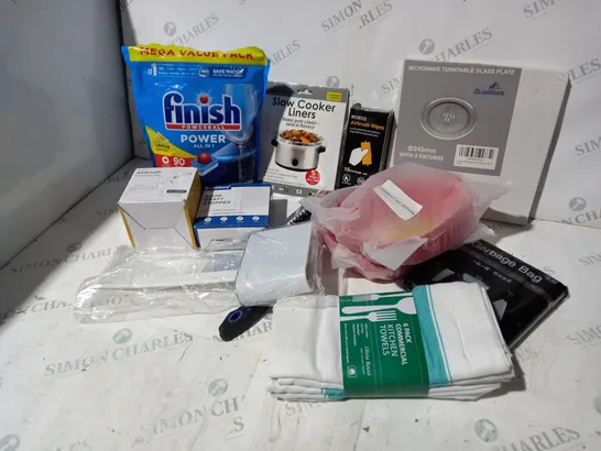 APPROXIMATELY 10 ASSORTED ITEMS TO INCLUDE KITCHEN TOWELS, AIR FRYER SILICON POTS, MICROWAVE TURNTABLE GLASS PLATE, FINISH DISHWASHER TABLETS ETC.