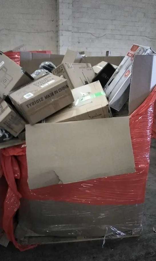 PALLET OF ASSORTED ITEMS INCLUDING BASKETBALL ELECTRONIC, ROLLING STOOL, AND BLENDER ETC.