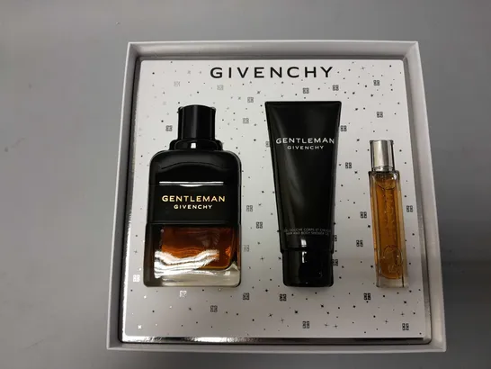 BOXED GIVENCHY GENTLEMAN SET