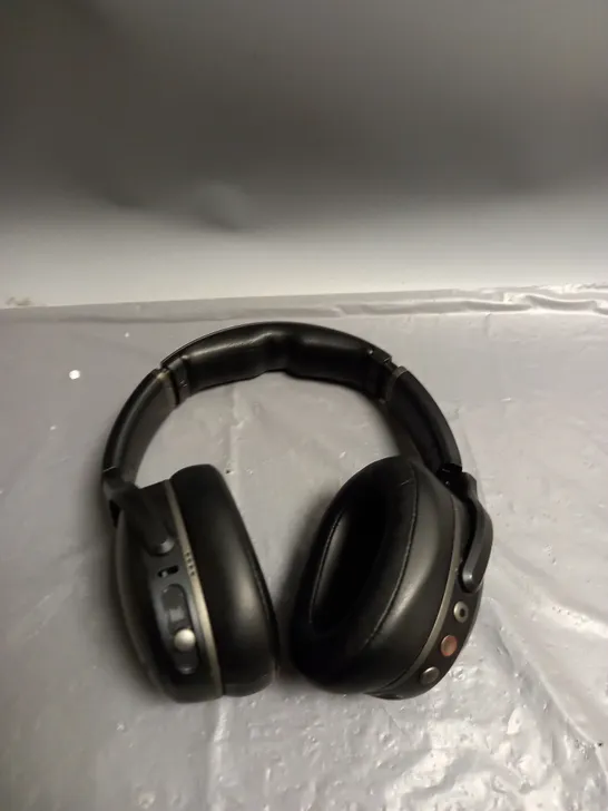 BOXED SKULLCANDY HEADPHONES BLACK