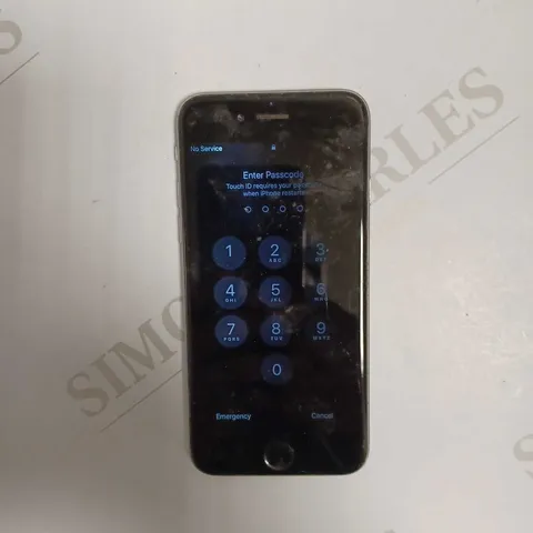 Apple iPhone 6 (A1586)