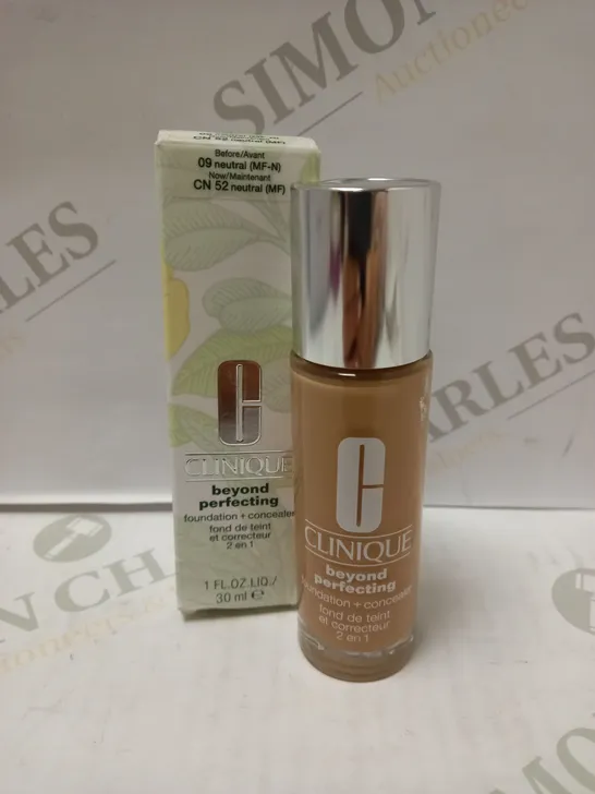 CLINIQUE BEYOND PERFECTING FOUNDATION+CONCEALER 30ML - CN52 NEAUTRAL 