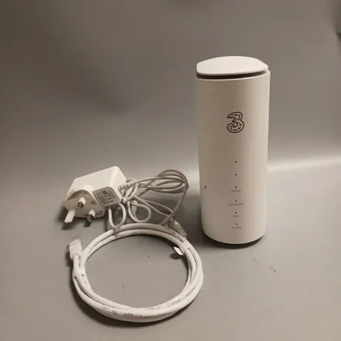 BOXED THREE 5G HUB IN WHITE WITH ETHERNET CABLE, POWER ADAPTER 