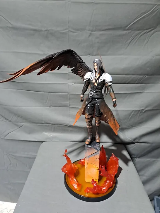 BOXED FINAL FANTASY VII REBIRTH STATIC ARTS SEPHIROTH 