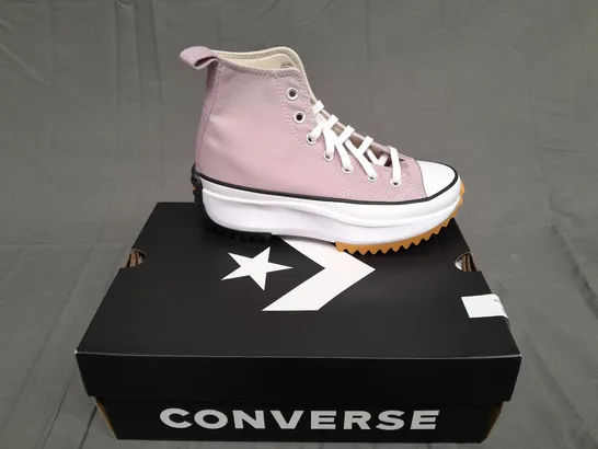 BOXED PAIR OF CONVERSE UNISEX RUN STAR HIKE HI IN PHANTOM VIOLET/WHITE/BLACK UK SIZE 4.5