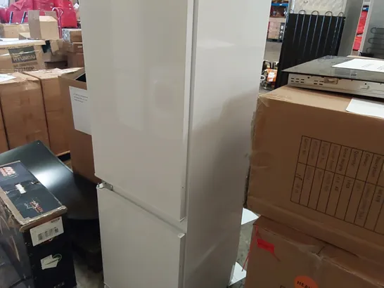 BAUMATIC FRIDGE FREEZER - WHITE 