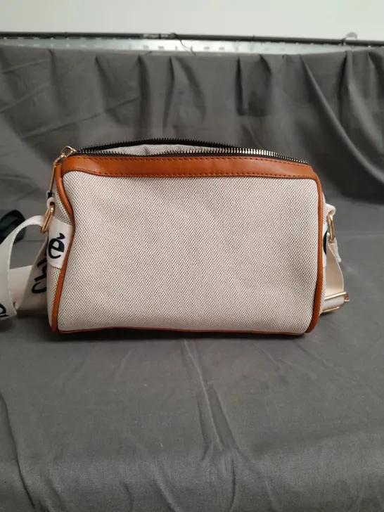 CHLOE SMALL CREAM HANDBAG