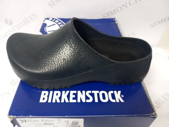 BOXED BIRKENSTOCK SUPER BIRKI SIZE 5.5 