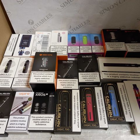 LOT OF APPROXIMATELY 20 E-CIGARATTES TO INCLUDE CALIBURN C2 POD, VOOPOO VINCI X 2 MODKIT ETC.