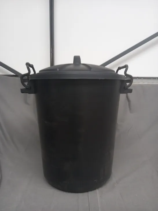 BLACK PLASTIC OUTDOOR BIN