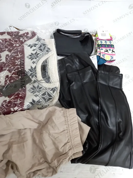 BOX OF APPROXIMATELY 22 ASSORTED CLOTHING ITEMS TO INCUDE - SOCKS , BAG , TROUSERS ETC