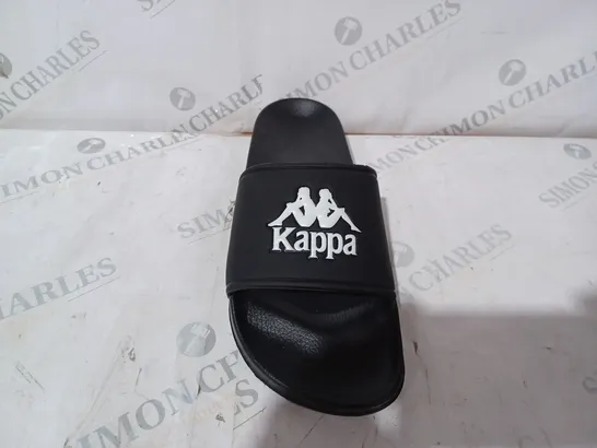 KAPPA AUTHENTIC SLIDERS - SIZE 9