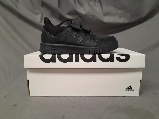 BOXED PAIR OF ADIDAS TENSAUR SPORT 2.0 SHOES IN BLACK UK SIZE KIDS 10.5