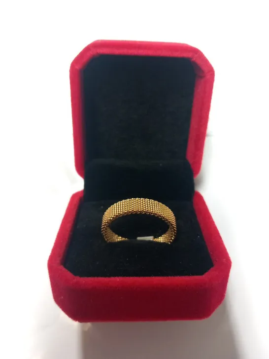 BERING GOLD PLATED BROAD MESH INNER RING SIZE 8