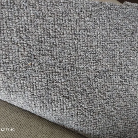 ROLL OF QUALITY HEATHCOTE GREY CARPET APPROXIMATELY 4M × 15M