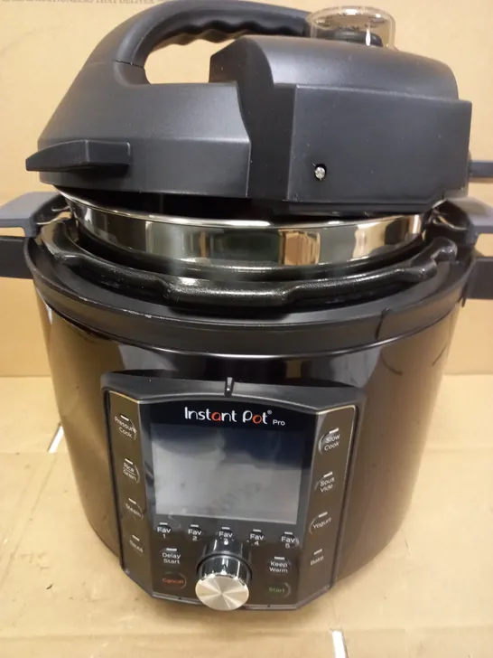 INSTANT POT PRO ELECTRIC MULTI FUNCTIONAL COOKER