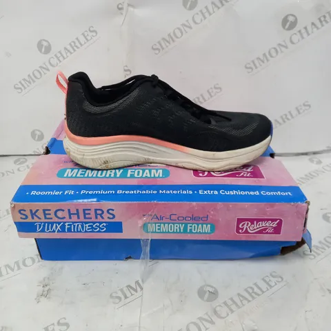 SKECHERS WOMEN'S MEMORY FOAM D'LUX FITNESS LACE UP TRAINERS - SIZE 5