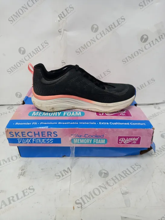 SKECHERS WOMEN'S MEMORY FOAM D'LUX FITNESS LACE UP TRAINERS - SIZE 5