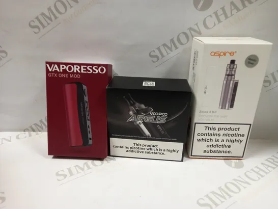 BOX OF APPROXMATELY 25 E-CIGARETTES AND LIQUIDS TO INCLUDE VOOPOO ARGUS, ASPIRE ZELOS 3 KIT, VAPORESSO, ETC