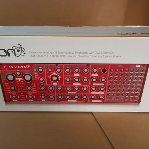 BEHRINGER NEUTRON PARAPHONIC ANALOG AND SEMI MODULAR SYNTHESIZER