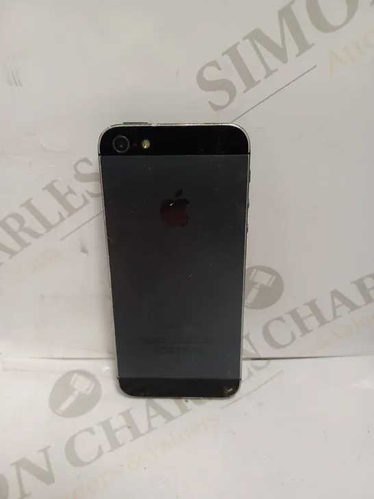 APPLE IPHONE 5 (A1429) 