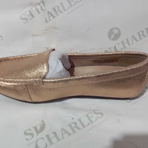 BOXED PAIR OF VIONIC "DEBBIE" LOAFER IN ROSE GOLD, UK SIZE 6