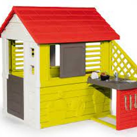 BOXED SMOBY NATURE PLAYHOUSE WITH KITCHEN (1 BOX)