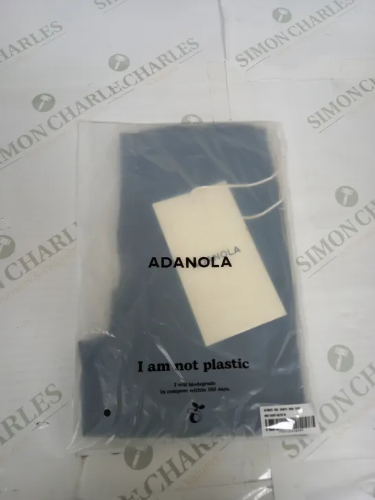 BAGGED ADANOLA ULTIMATE BIKE SHORTS SIZE M