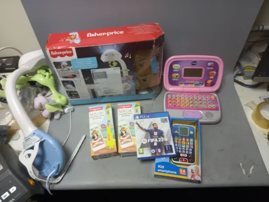 LOT CONTAINING AN ASSORTMENT OF CHILDRENS ITEMS TO INCLUDE: MAGIK TOOTHBRUSHES, VTECH KIDS LAPTOP, KIDS SMART PHONE, ELECTRONIC BABYS MOBILE ETC.