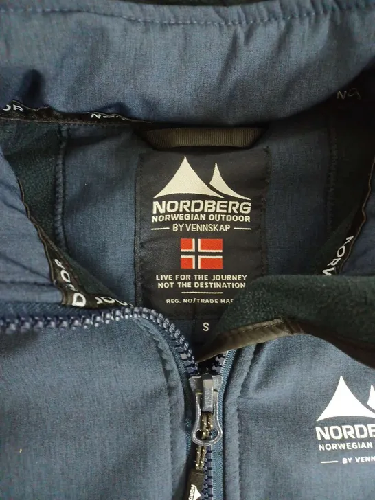 NORDBERG OUTDOOR JACKET IN NAVY - SMALL