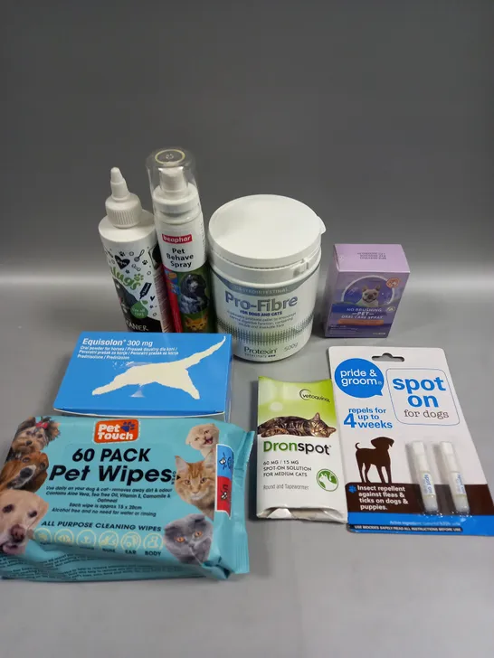 APPROXIMATELY 20 ASSORTED PET HEALTH CARE PRODUCTS TO INCLUDE PRO-FIBRE, ORAL CARE SPRAY, SPOT ON ETC 