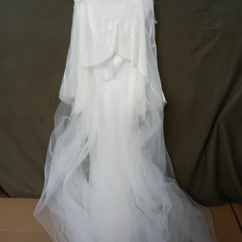 DAVID SPIELDEN SPOSA WEDDING DRESS - SIZE UNSPECIFIED