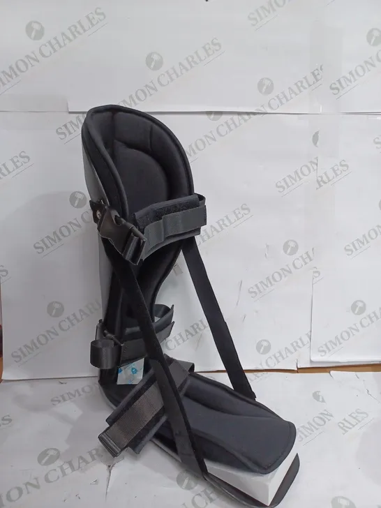 PRO II WELLBEING FOOT BRACE 