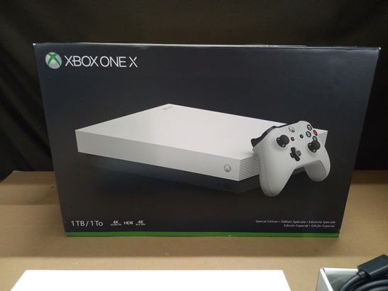 BOXED XBOX ONE X 1TB GAMING CONSOLE WITH CONTROLLER