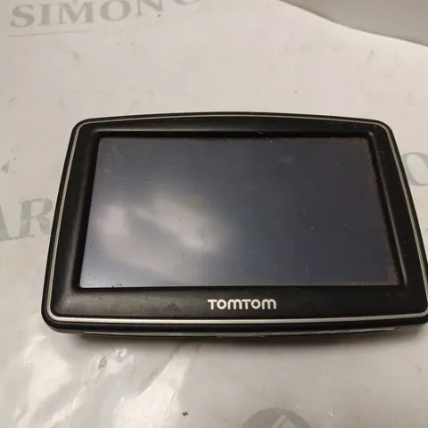 TOMTOM GPS SYSTEM