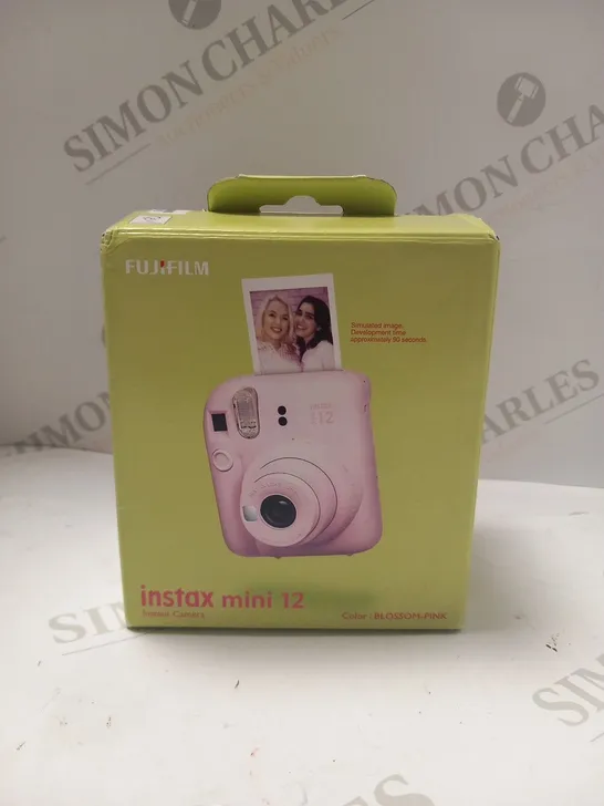 BOXED FUJIFILM INSTAX MINI 12 INSTANT CAMERA