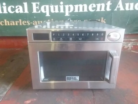 BUFFALO GK640 COMMERCIAL MICROWAVE