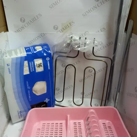 BOX OF APPROXIMATELY 10 ASSORTED HOUSEHOLD ITEMS TO INCLUDE PLASTIC DISH RACK, GRILL ELEMENT, GOLD EFFECT FABRIC ETC 